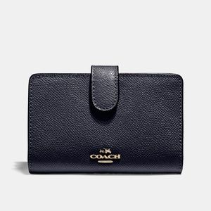 Coach medium zip corner wallet